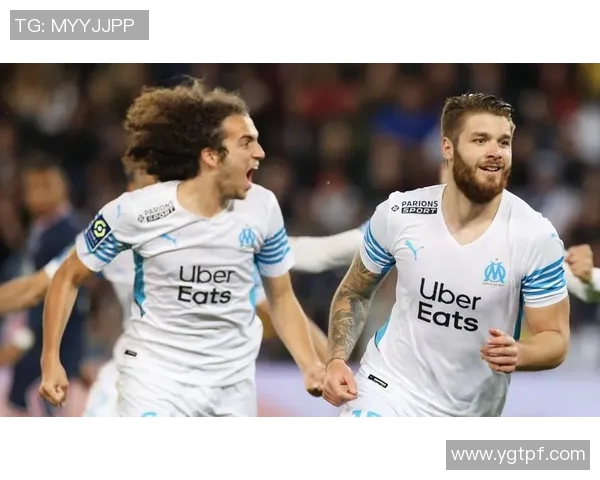巴黎圣日耳曼胜马赛，重返法甲榜首